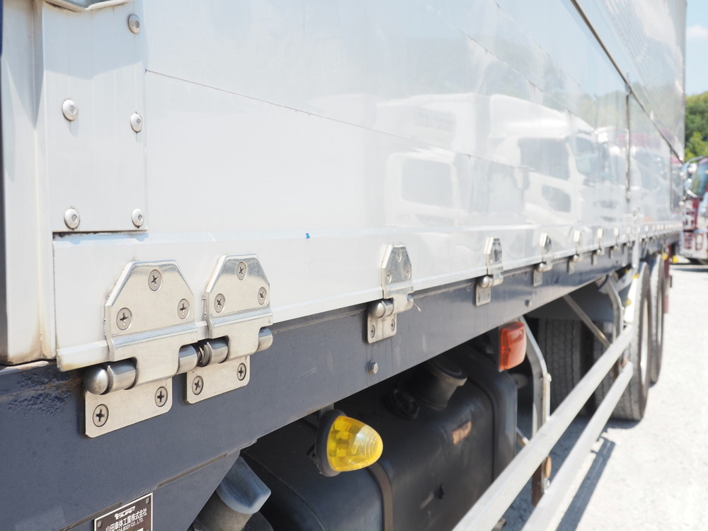 三菱ふそう スーパーグレート ウイング車 大型 QKG-FU54VZ 年式 H24[写真10]