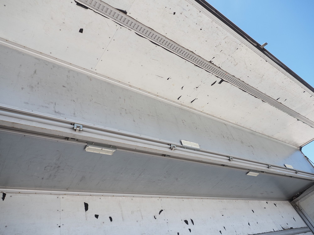 三菱ふそう スーパーグレート 冷凍ウイング 大型 QPG-FU64VZ 年式 H27[写真21]