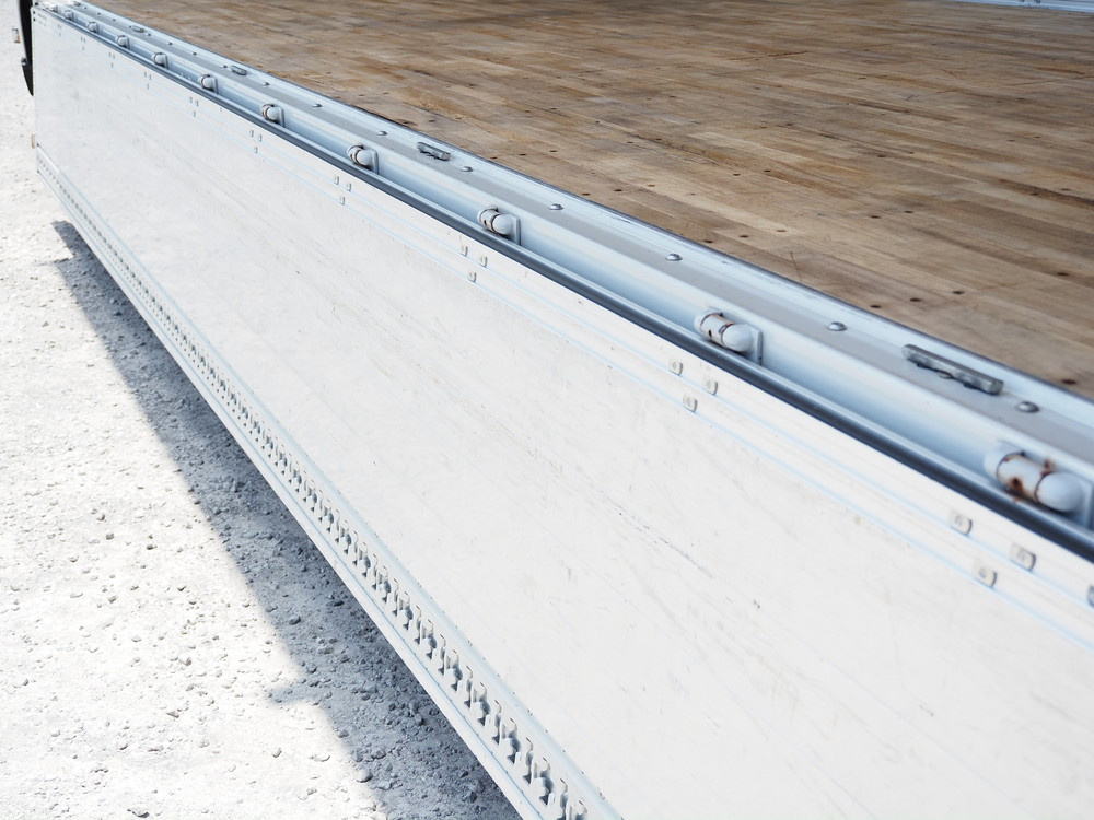 いすゞ フォワード 冷凍ウイング 中型 TKG-FRR90T2 年式 H26[写真25]