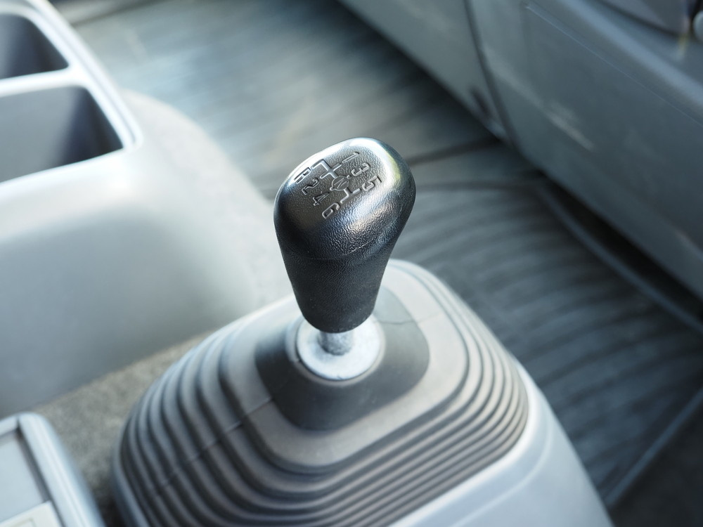 いすゞ フォワード 冷凍ウイング 中型 TKG-FRR90T2 年式 H26[写真38]