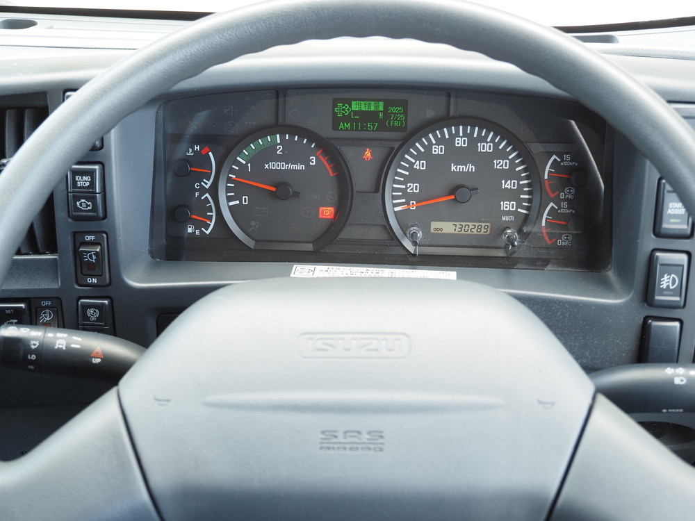 いすゞ フォワード 冷凍ウイング 中型 TKG-FRR90T2 年式 H26[写真36]