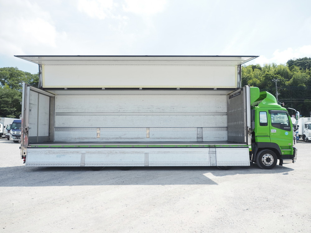 いすゞ ギガ 冷凍ウイング 大型 QKG-CYJ77A 年式 H27[写真12]