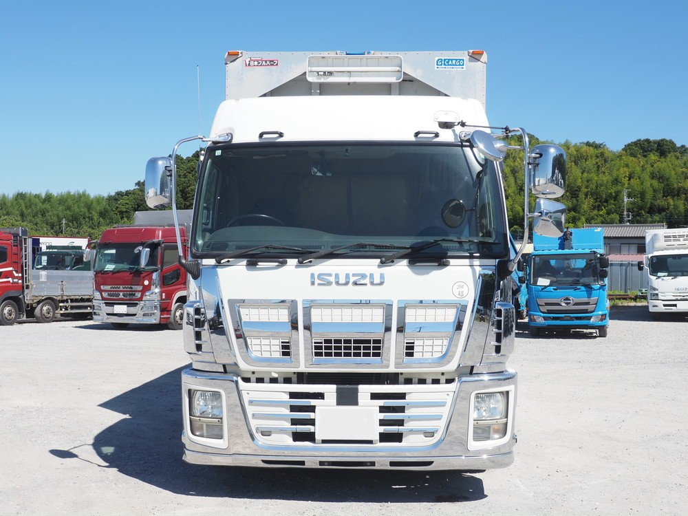 いすゞ ギガ ウイング車 大型 QKG-CYJ77A 年式 H25[写真03]