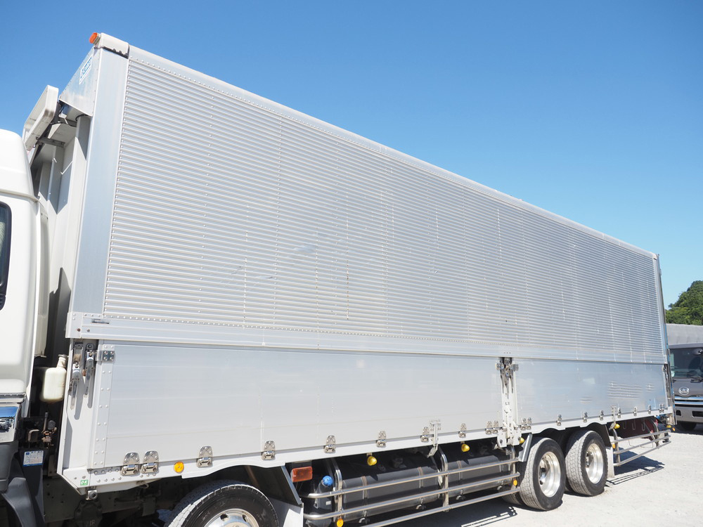 いすゞ ギガ ウイング車 大型 QKG-CYJ77A 年式 H25[写真18]