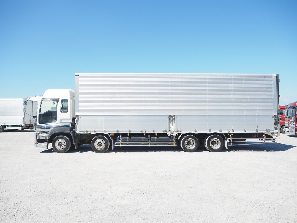 いすゞ ギガ ウイング車 大型 QKG-CYJ77A 年式 H25[写真17]