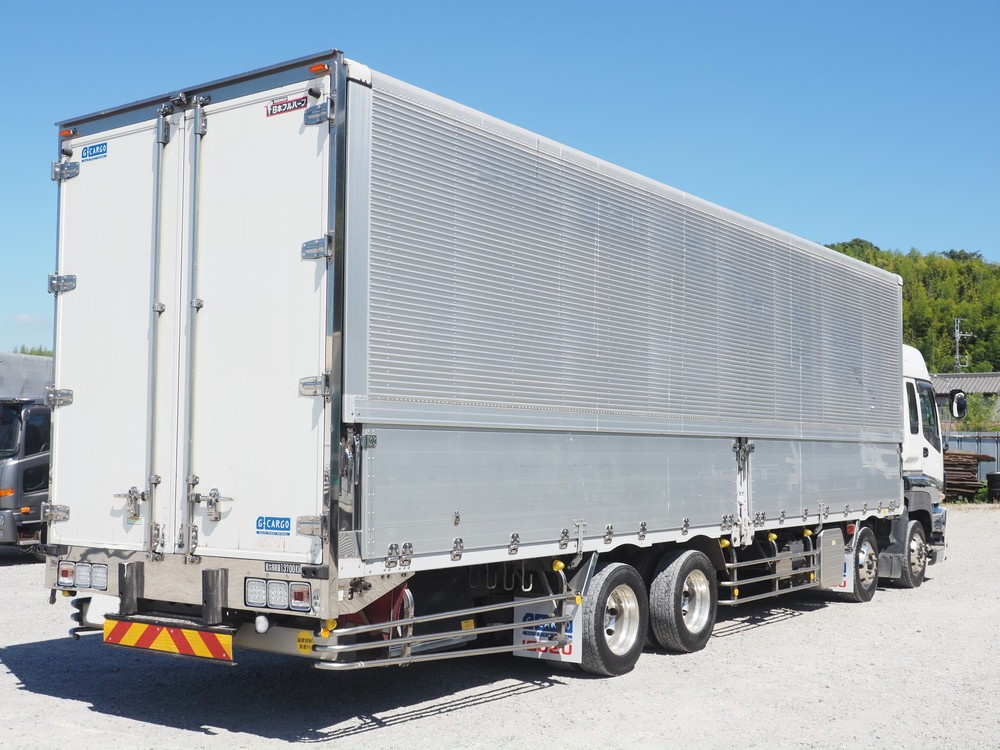 いすゞ ギガ ウイング車 大型 QKG-CYJ77A 年式 H25[写真05]