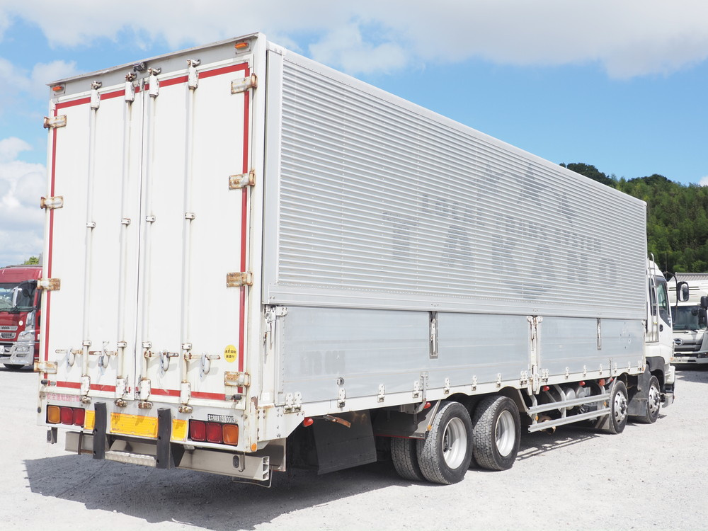 いすゞ ギガ ウイング車 大型 PKG-CYJ77W8 年式 H22[写真05]