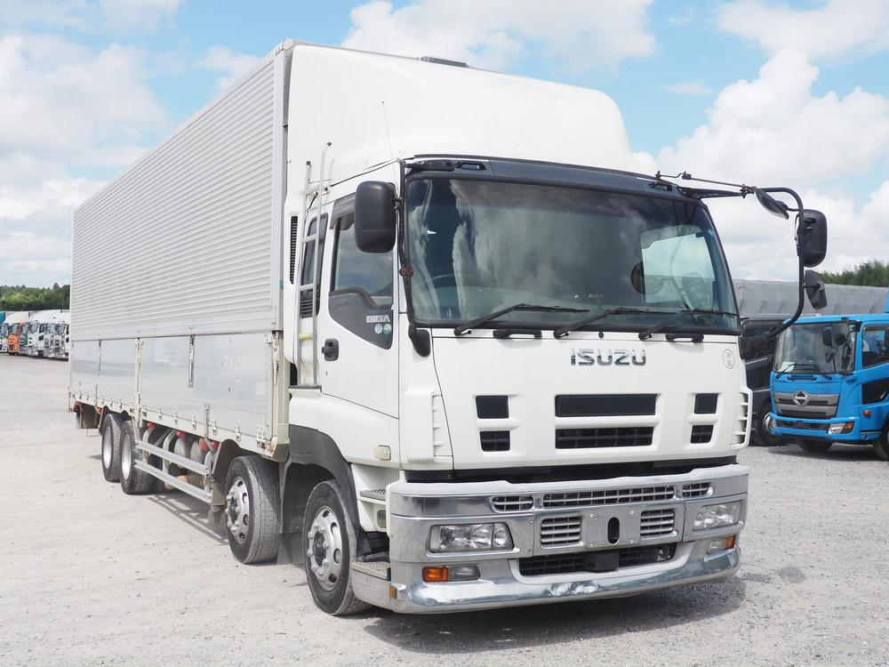 いすゞ ギガ ウイング車 大型 PKG-CYJ77W8 年式 H22[写真04]