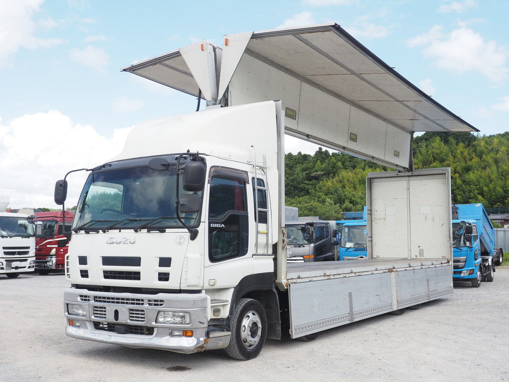 いすゞ ギガ ウイング車 大型 PKG-CYJ77W8 年式 H22[写真02]