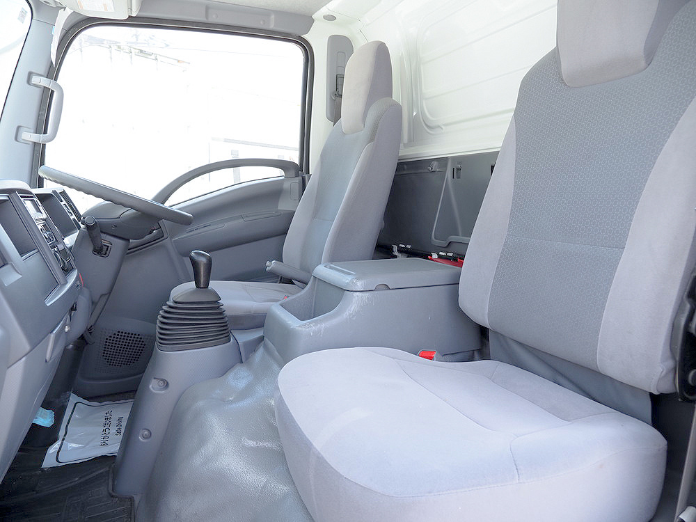 いすゞ エルフ 冷凍バン 小型 TPG-NLR85AN 年式 H29[写真14]