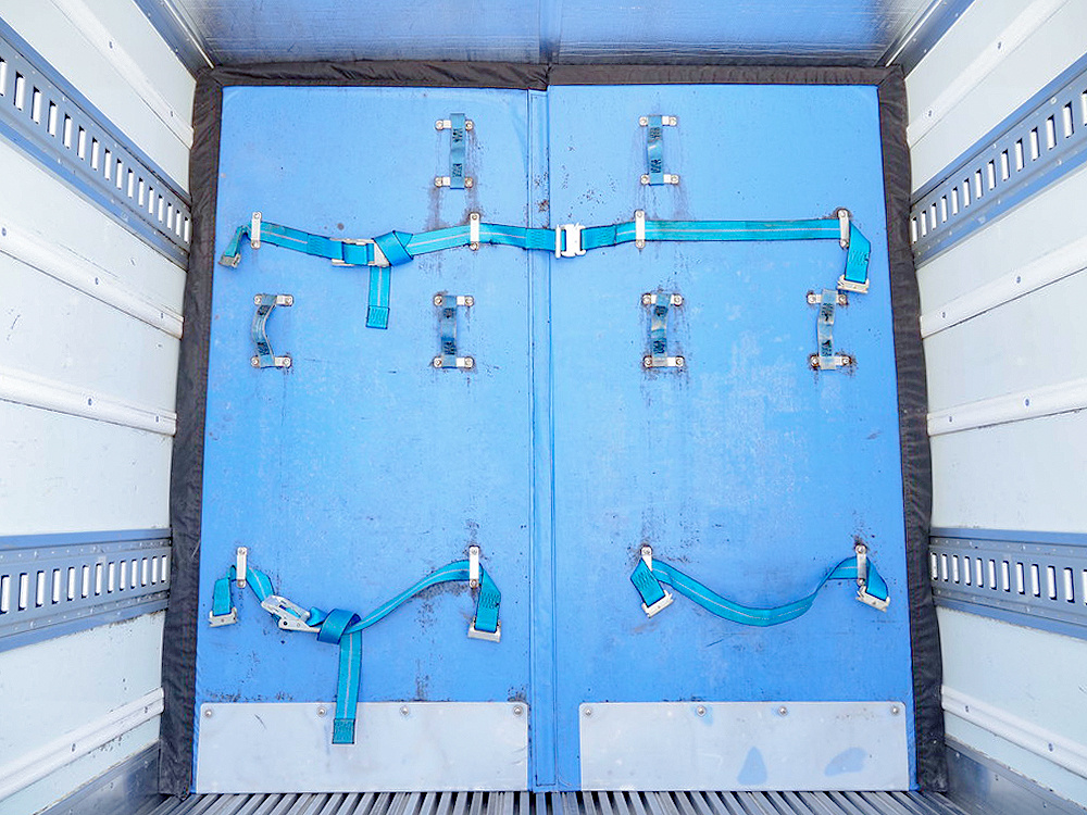 いすゞ エルフ 冷凍バン 小型 TPG-NLR85AN 年式 H29[写真04]