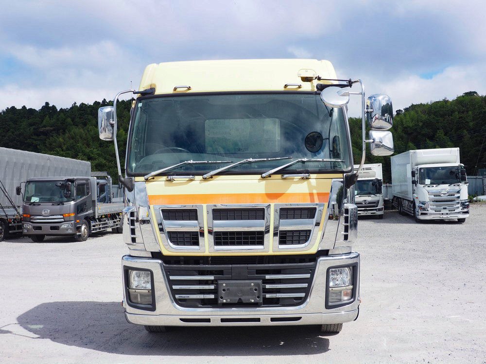 いすゞ ギガ トラクタ 大型 QKG-EXD52AD 年式 H26[写真03]