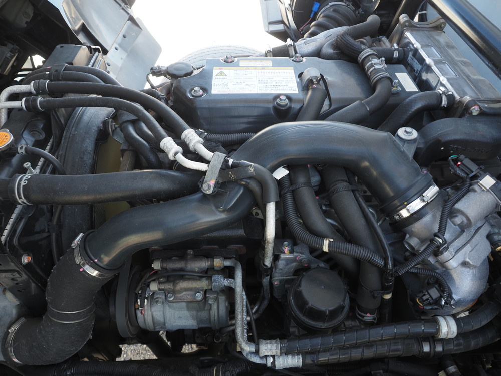 いすゞ フォワード 冷凍バン 中型 TKG-FRR90S1 年式 H26[写真34]