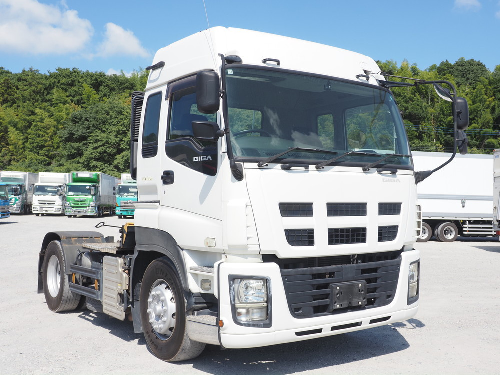 いすゞ ギガ トラクタ 大型 QKG-EXD52AD 年式 H27[写真03]