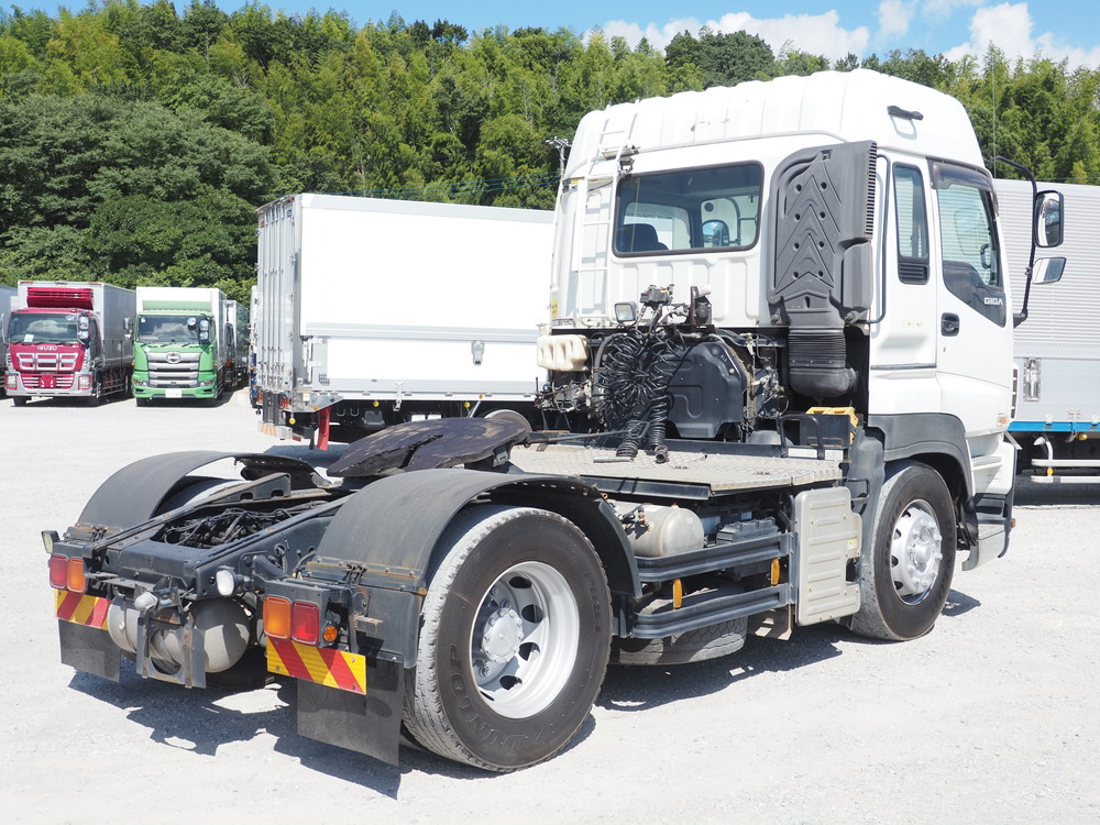 いすゞ ギガ トラクタ 大型 QKG-EXD52AD 年式 H27[写真04]