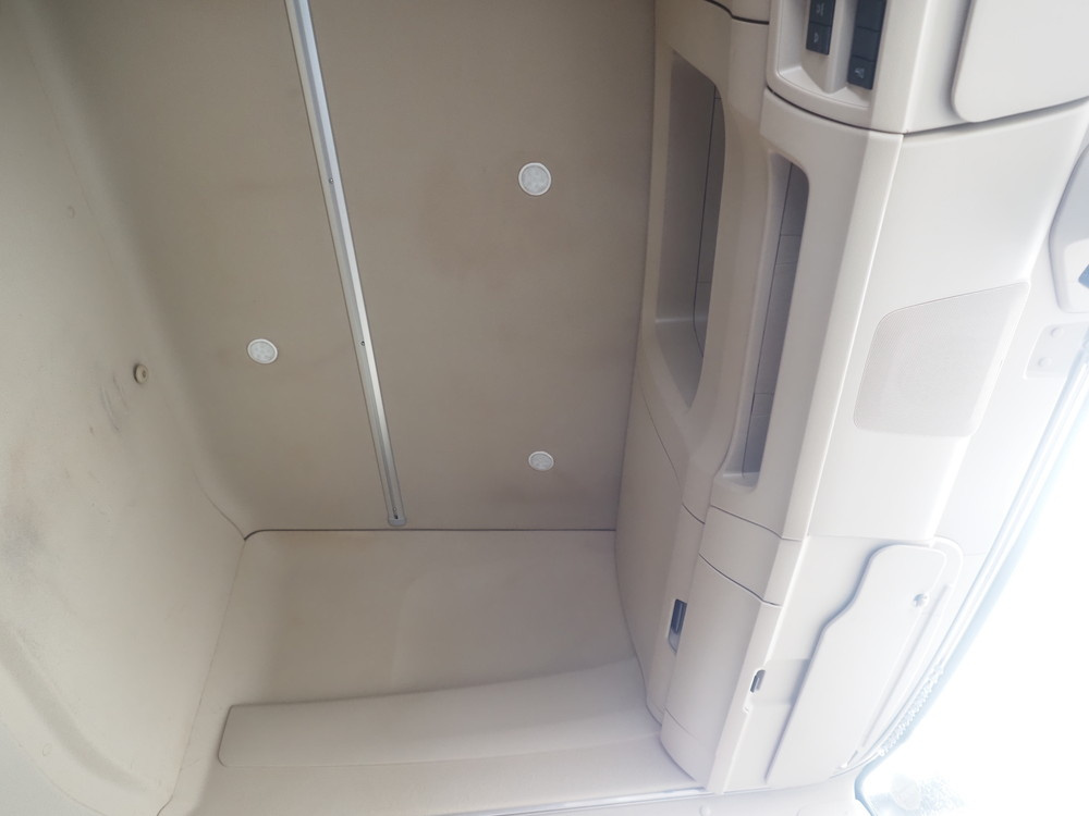 日野 プロフィア ウイング車 大型 2DG-FW1AHG 年式 H30[写真39]