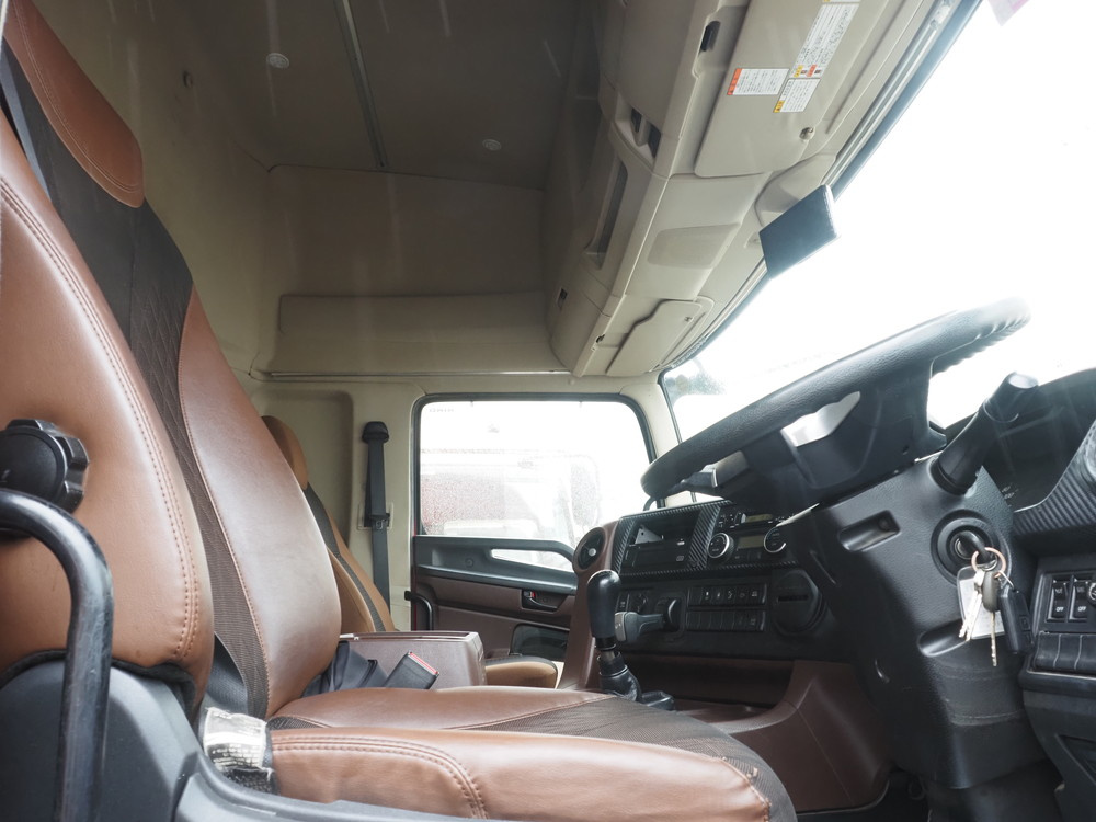 日野 プロフィア ウイング車 大型 2DG-FW1AHG 年式 H30[写真31]