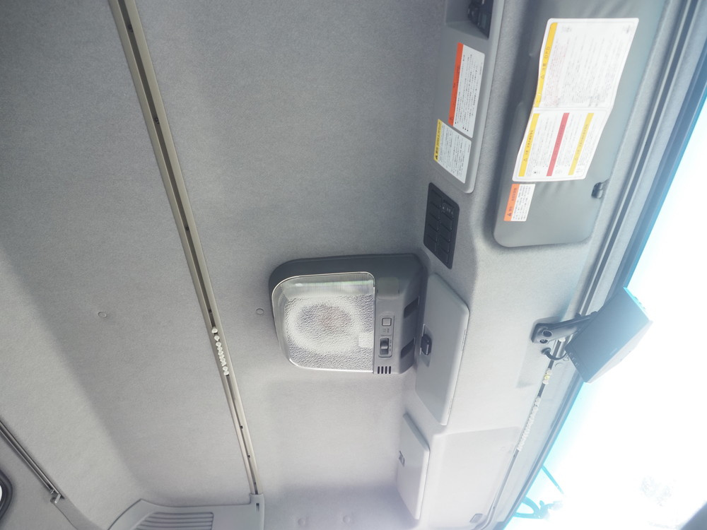 いすゞ ギガ 冷凍ウイング 大型 QKG-CYL77A 年式 H24[写真39]