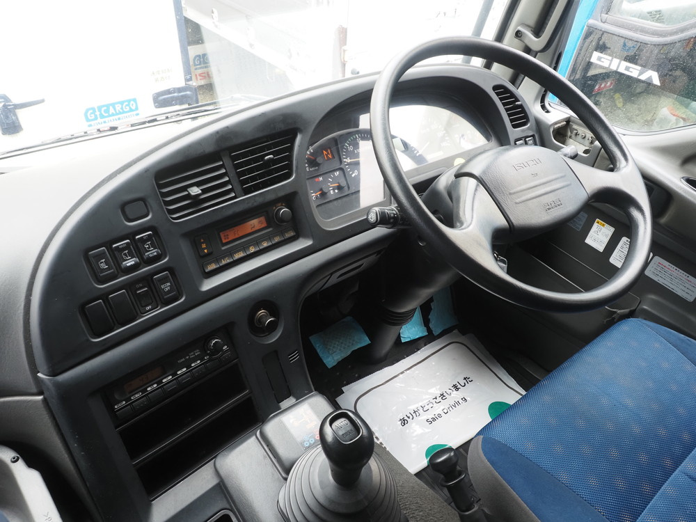 いすゞ ギガ ウイング車 大型 LKG-CYJ77A 年式 H24[写真33]