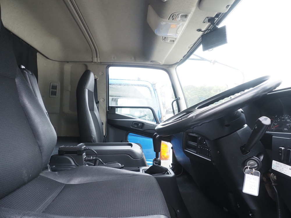 三菱ふそう ファイター ウイング車 中型 2KG-FK64F 年式 H30[写真36]