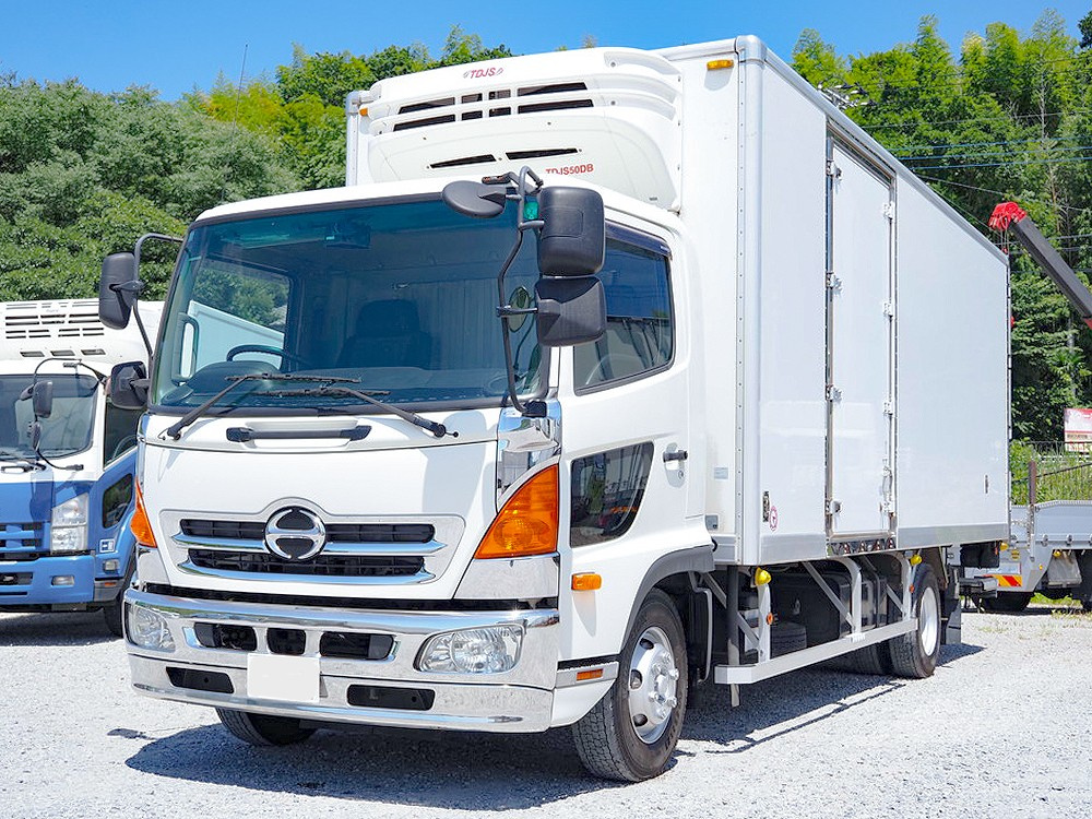 日野 レンジャー 冷凍バン 中型 TKG-FC7JKAA 年式 H28[写真01]