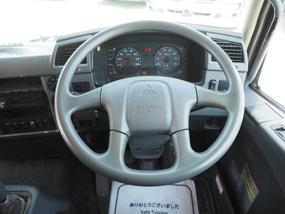 三菱ふそう ファイター ウイング車 中型 TKG-FK64F 年式 H27[写真32]