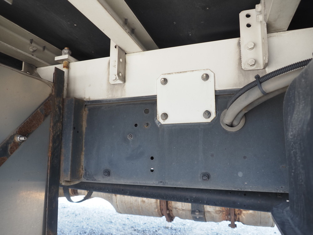 三菱ふそう ファイター ウイング車 中型 TKG-FK64F 年式 H27[写真40]