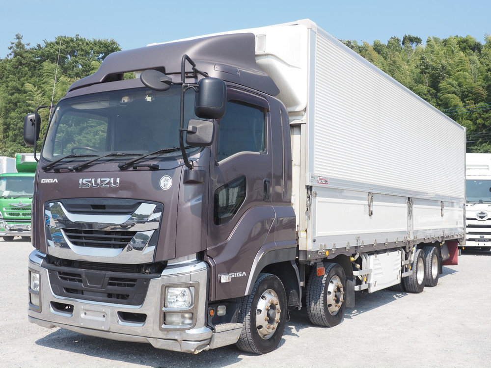 いすゞ ギガ 冷凍ウイング 大型 QKG-CYJ77B 年式 H29[写真01]