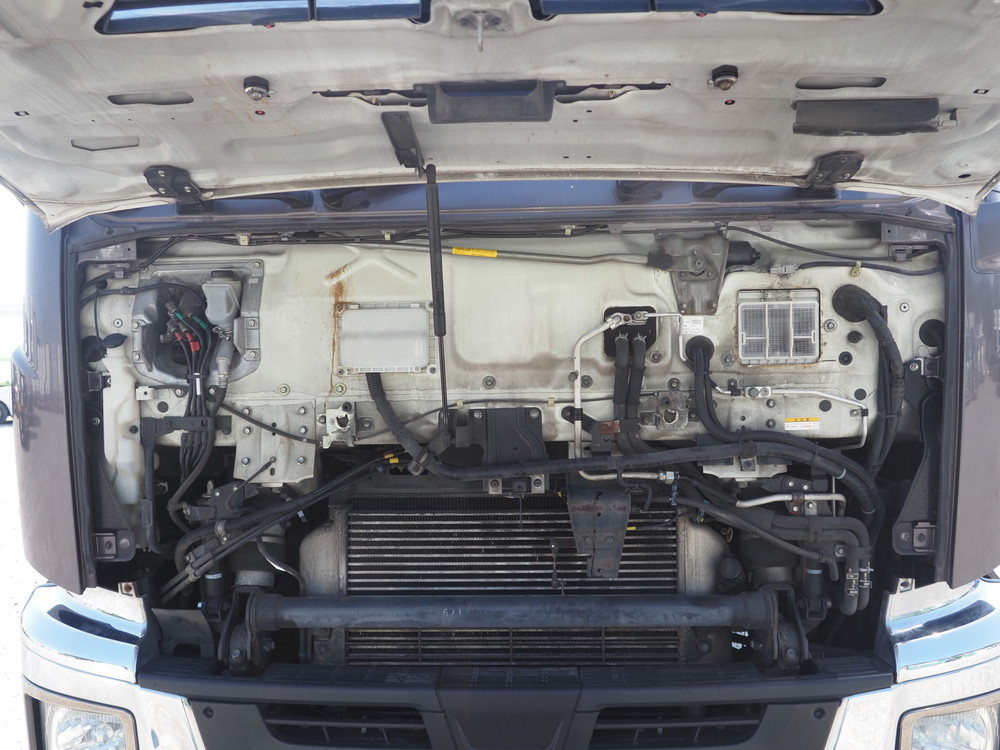 いすゞ ギガ 冷凍ウイング 大型 QKG-CYJ77B 年式 H29[写真48]