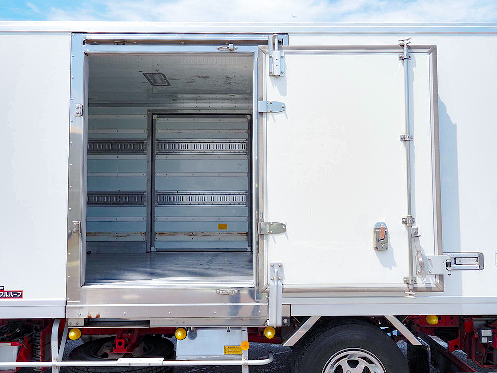 三菱ふそう キャンター 冷凍バン 小型 TPG-FEB80 年式 H29[写真19]