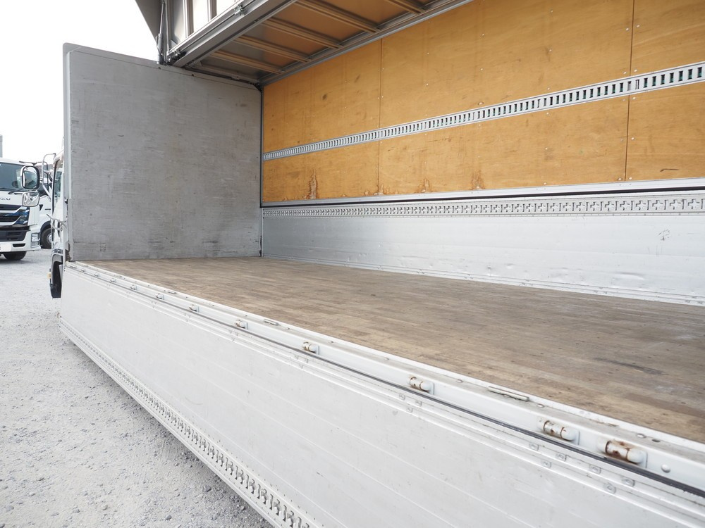 いすゞ フォワード ウイング車 中型 TKG-FRR90T2 年式 H29[写真15]