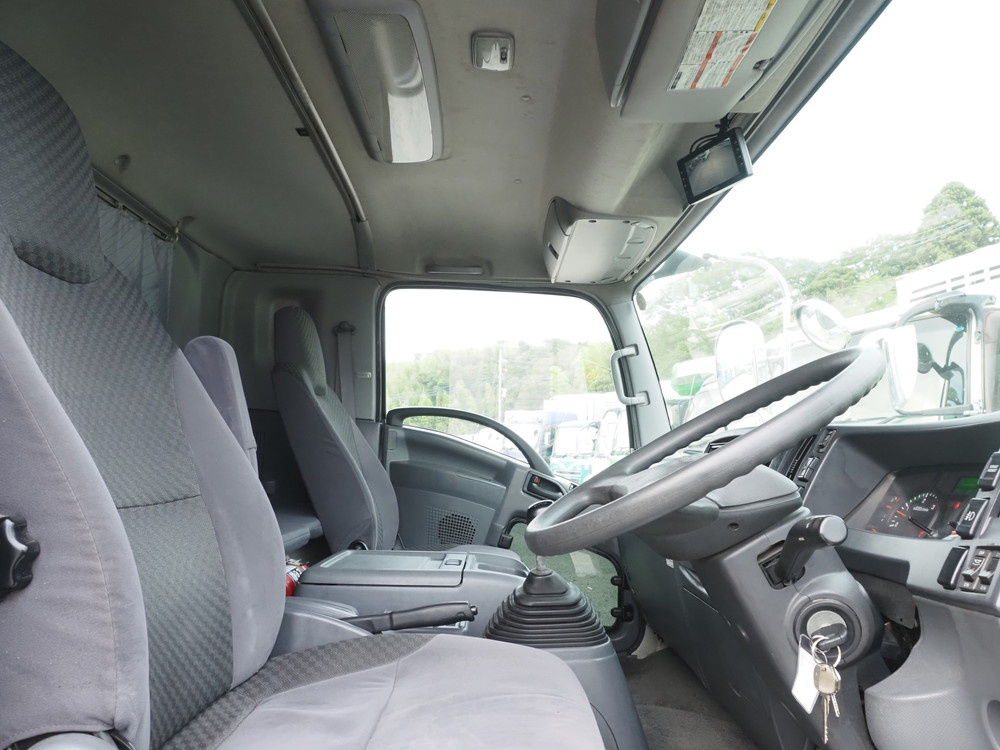 いすゞ フォワード ウイング車 中型 TKG-FRR90T2 年式 H29[写真24]