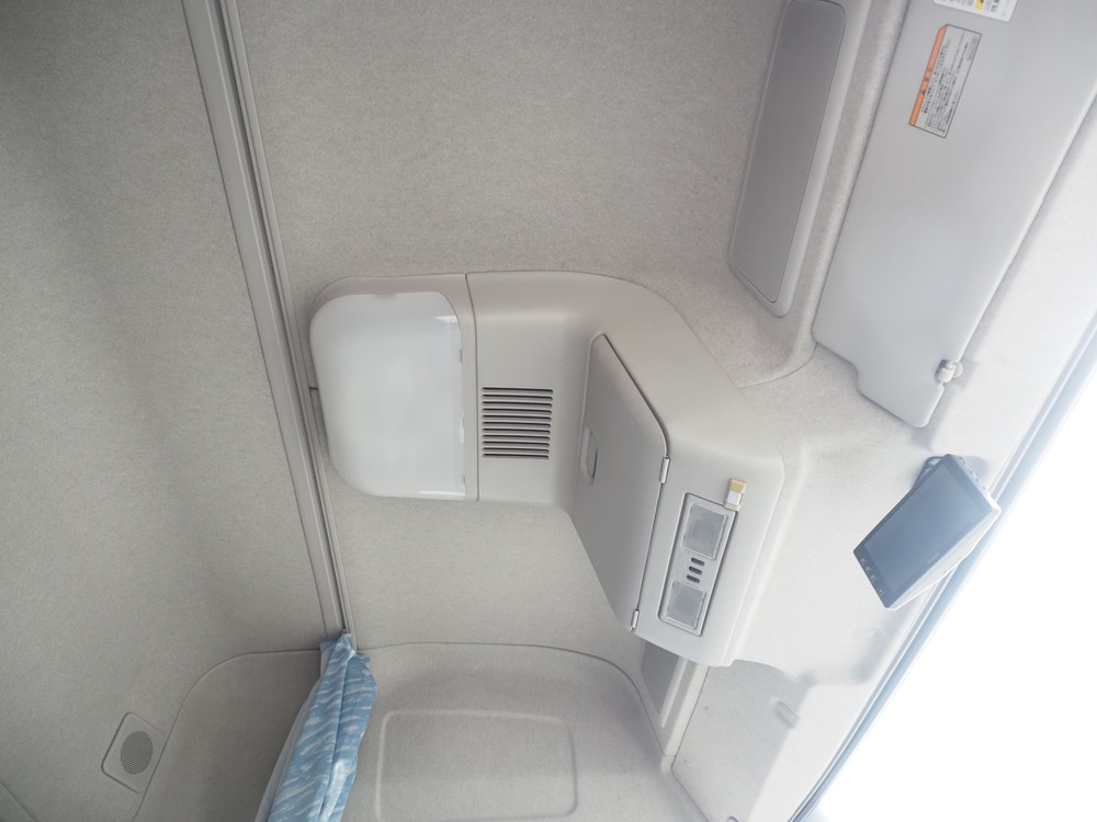 三菱ふそう スーパーグレート ウイング車 大型 QPG-FS64VZ 年式 H28[写真35]