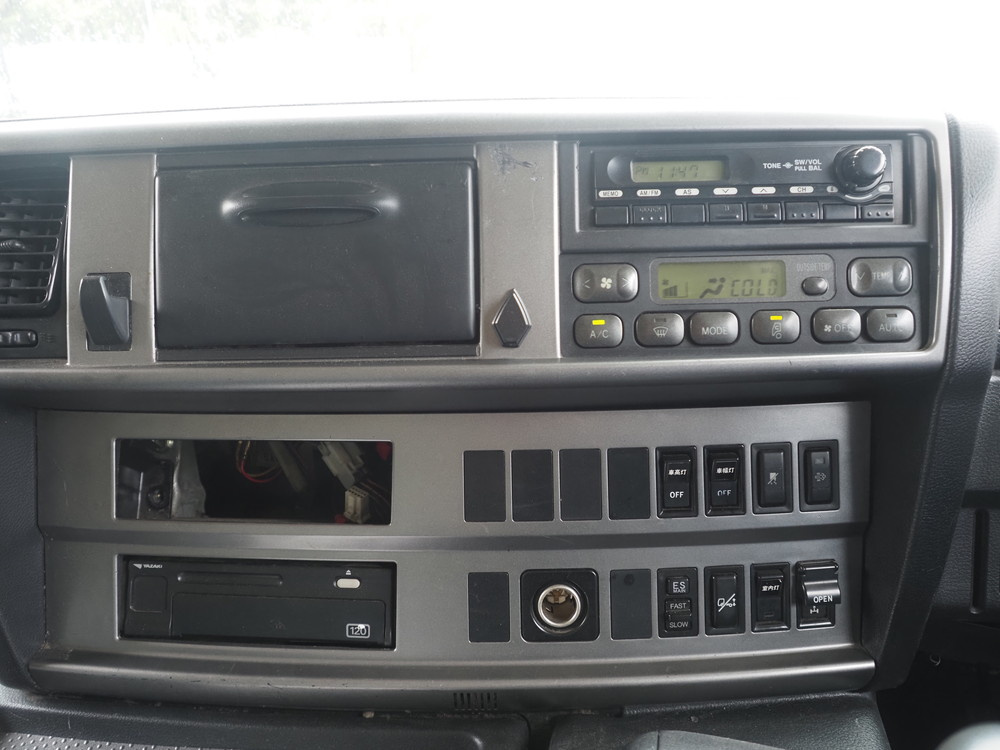 日野 プロフィア ウイング車 大型 QKG-FW1EXBG 年式 H25[写真31]