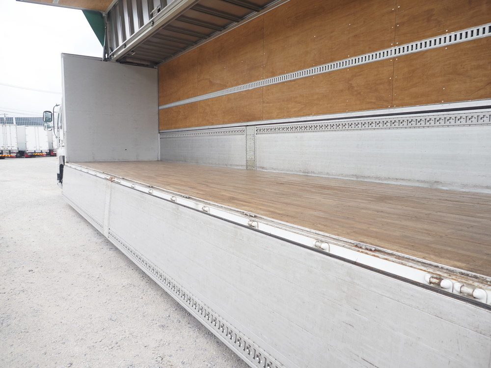 いすゞ ギガ ウイング車 大型 QKG-CYJ77A 年式 H26[写真19]