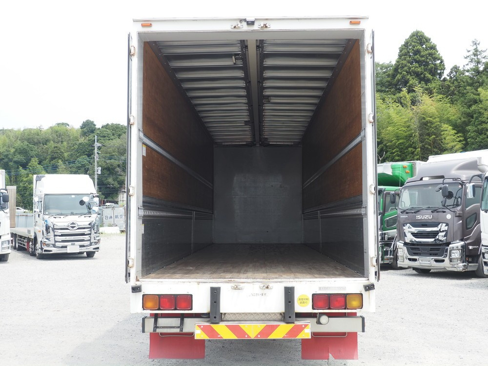 いすゞ ギガ ウイング車 大型 QKG-CYJ77A 年式 H26[写真25]