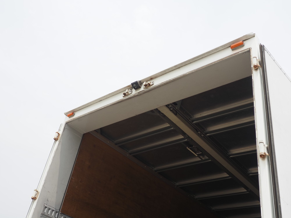 いすゞ ギガ ウイング車 大型 QKG-CYJ77A 年式 H26[写真26]