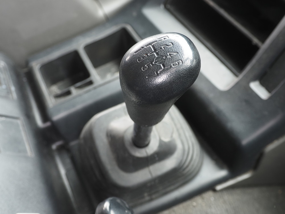 いすゞ ギガ ウイング車 大型 QKG-CYJ77A 年式 H26[写真33]