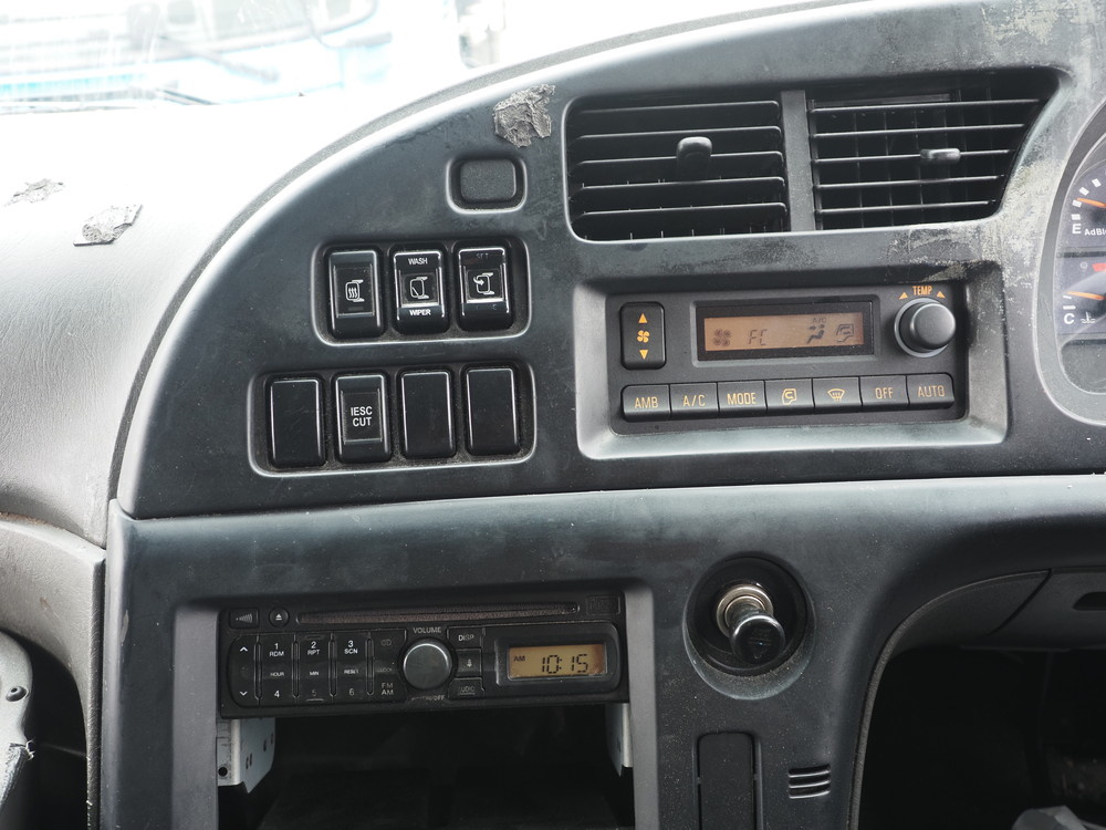 いすゞ ギガ ウイング車 大型 QKG-CYJ77A 年式 H26[写真34]