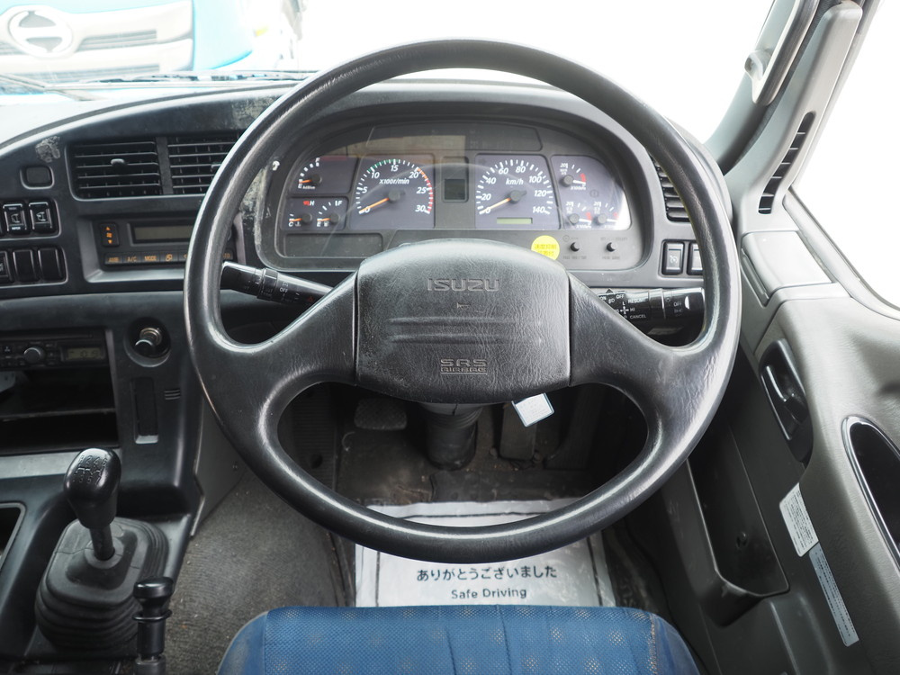 いすゞ ギガ ウイング車 大型 QKG-CYJ77A 年式 H26[写真31]