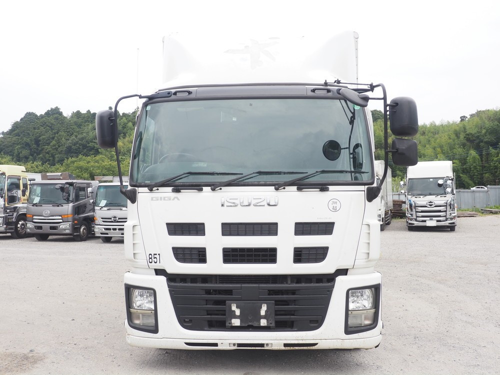 いすゞ ギガ ウイング車 大型 QKG-CYJ77A 年式 H26[写真04]