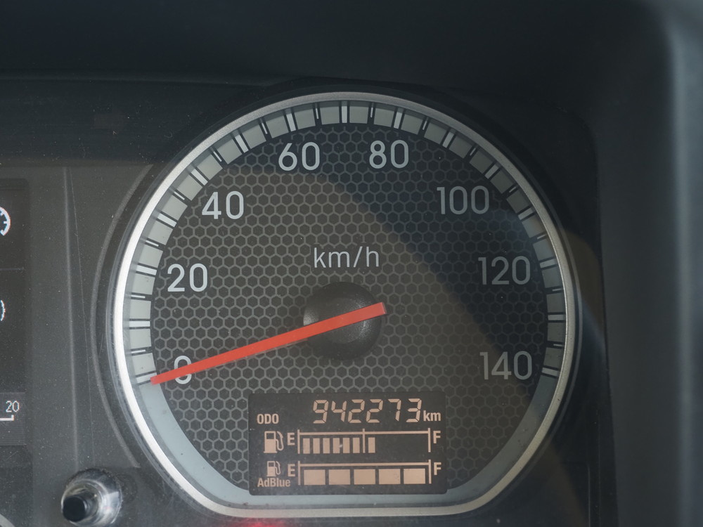 いすゞ ギガ ウイング車 大型 QKG-CYJ77B 年式 H29[写真37]