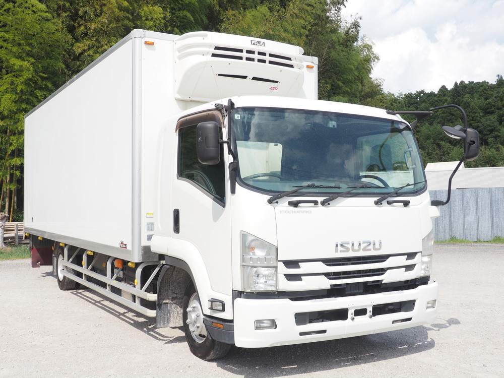 いすゞ フォワード 冷凍バン 中型 2PG-FRR90S2 年式 H30[写真04]