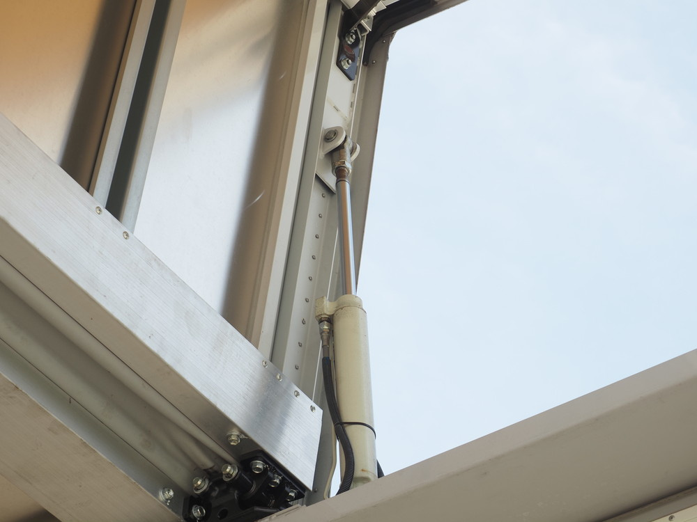 日野 プロフィア ウイング車 大型 2DG-FW1AHG 年式 H30[写真19]