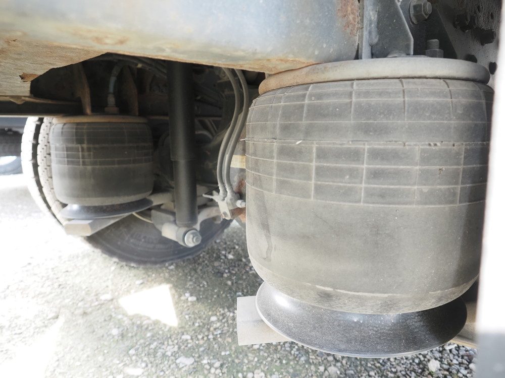 三菱ふそう ファイター ウイング車 中型 TKG-FK64F 年式 H27[写真38]