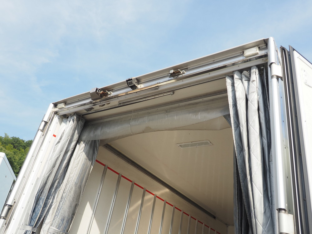 いすゞ エルフ 冷凍バン 小型 TPG-NPR85AN 年式 H30[写真15]