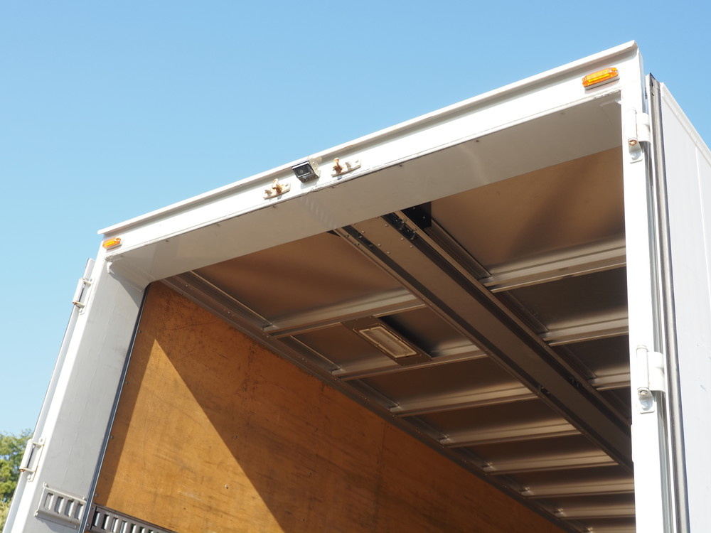 いすゞ ギガ ウイング車 大型 QKG-CYJ77A 年式 H27[写真22]