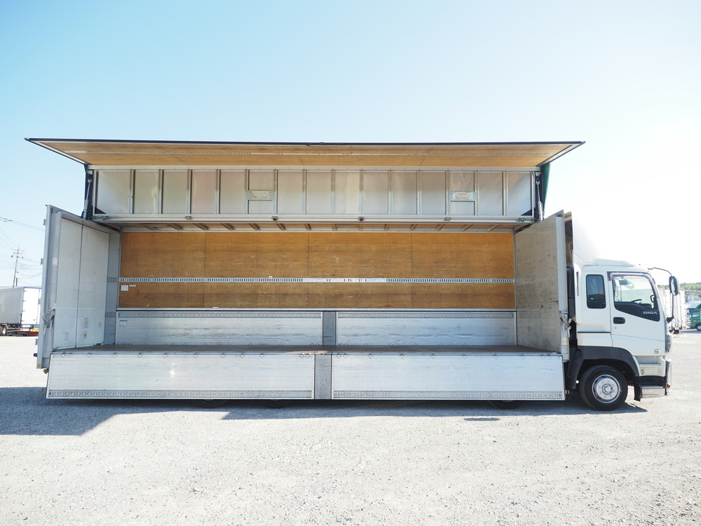 いすゞ ギガ ウイング車 大型 QKG-CYJ77A 年式 H27[写真08]
