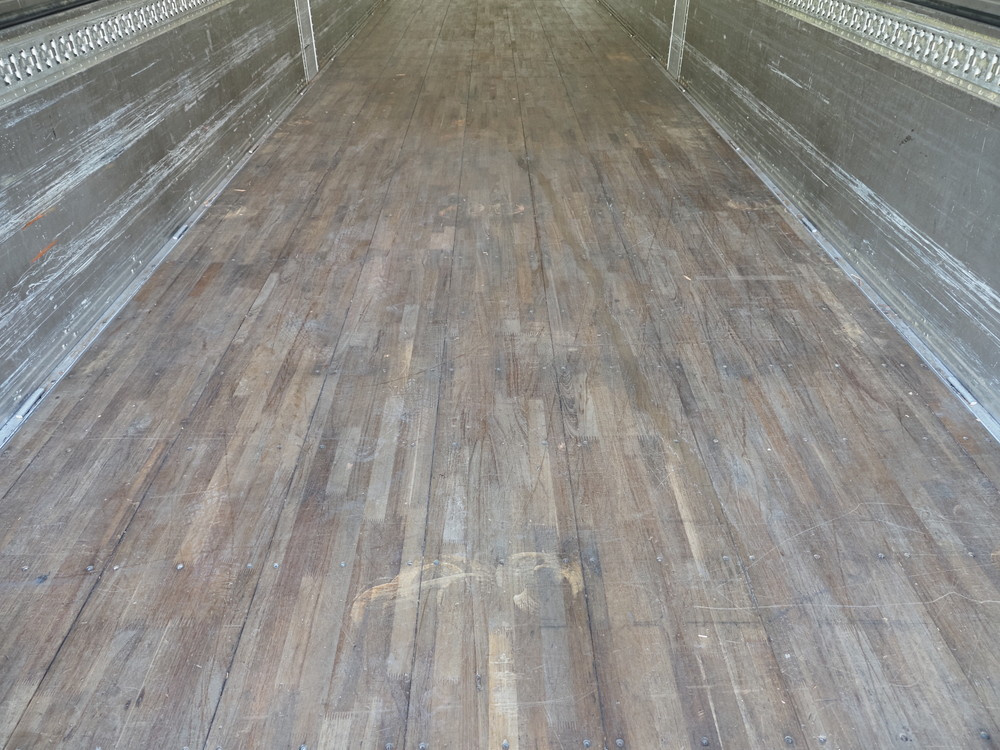 いすゞ ギガ ウイング車 大型 QKG-CYJ77A 年式 H27[写真24]