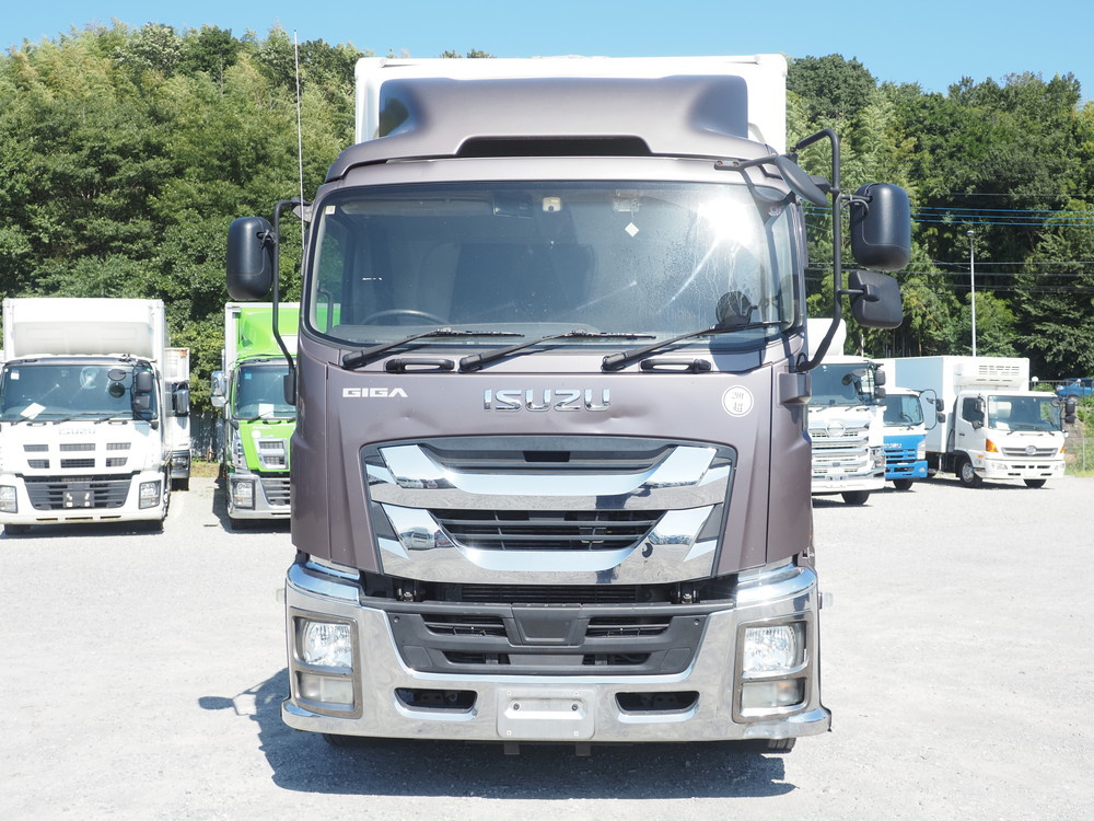 いすゞ ギガ 冷凍ウイング 大型 QKG-CYJ77B 年式 H29[写真04]